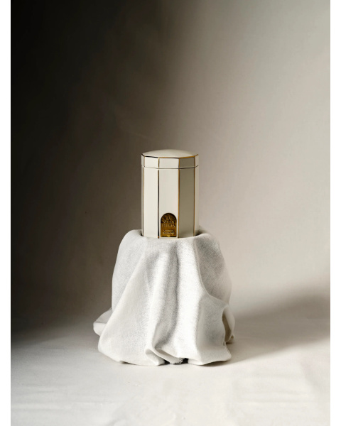 LA BOUGIE LA VIE EN FLEURS 215g LA BOUGIE LA VIE EN FLEURS 215g