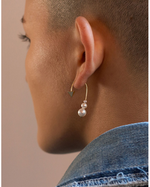 Boucle d'oreille pendentif incurvée petite