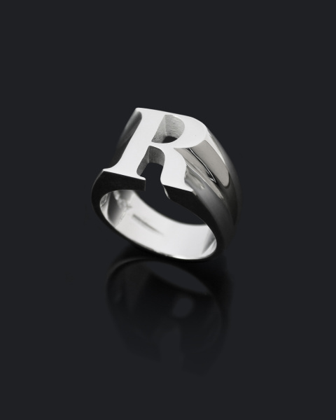 RING R