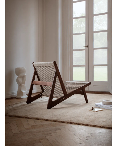 Solid American Walnut MR01 Armchair Solid American Walnut MR01 Armchair
