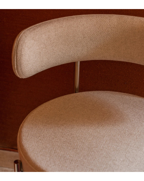 Beige bar chair with textured fabric and chrome metal - 65cm Beige bar chair with textured fabric and chrome metal - 65cm