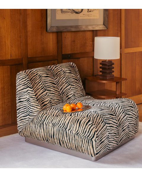 Pouf velours tigre socle acier Pouf velours tigre socle acier