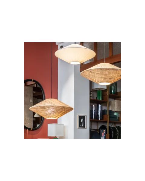 Woven rattan pendant light