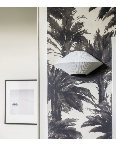 White pleated cotton wall lamp half saucer