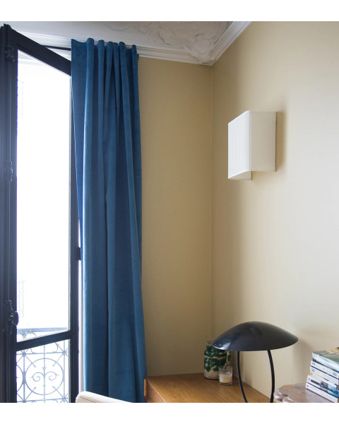 White pleated cotton wall lamp